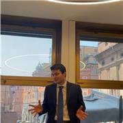 Giovane neolaureato in Filosofia disposto a dar ripetizioni e spiegazioni